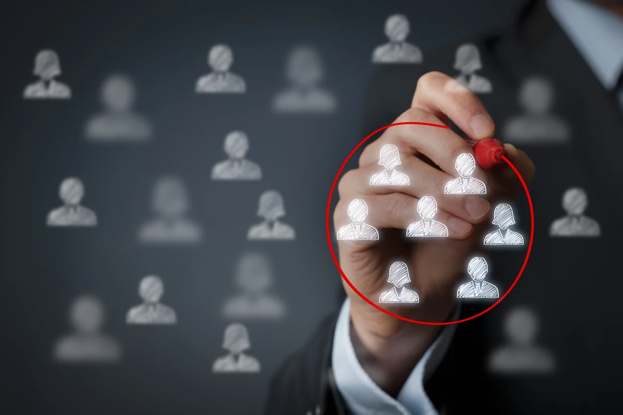 Marketing para construção civil: estratégias segmentadas.